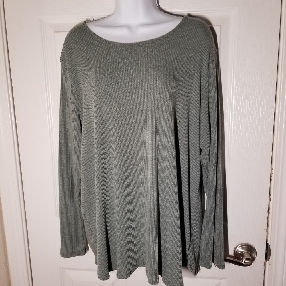2X Knit blouse | Low, criss-cross back